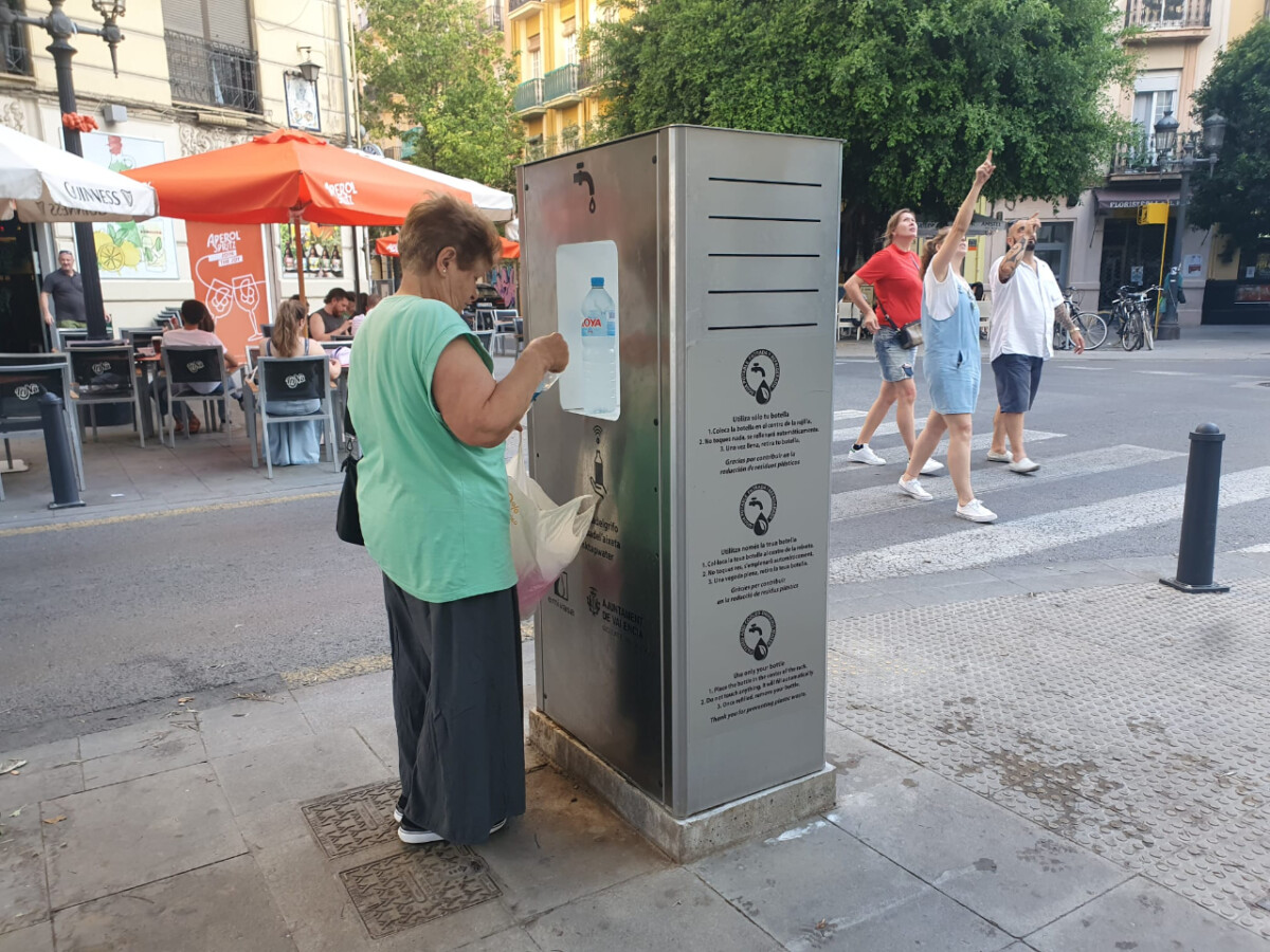 Fuente de agua potable y refrigerada en Valencia